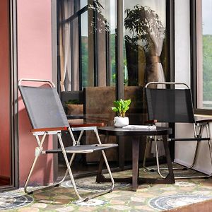One-Bedroom Apartment Balcony Mountain View